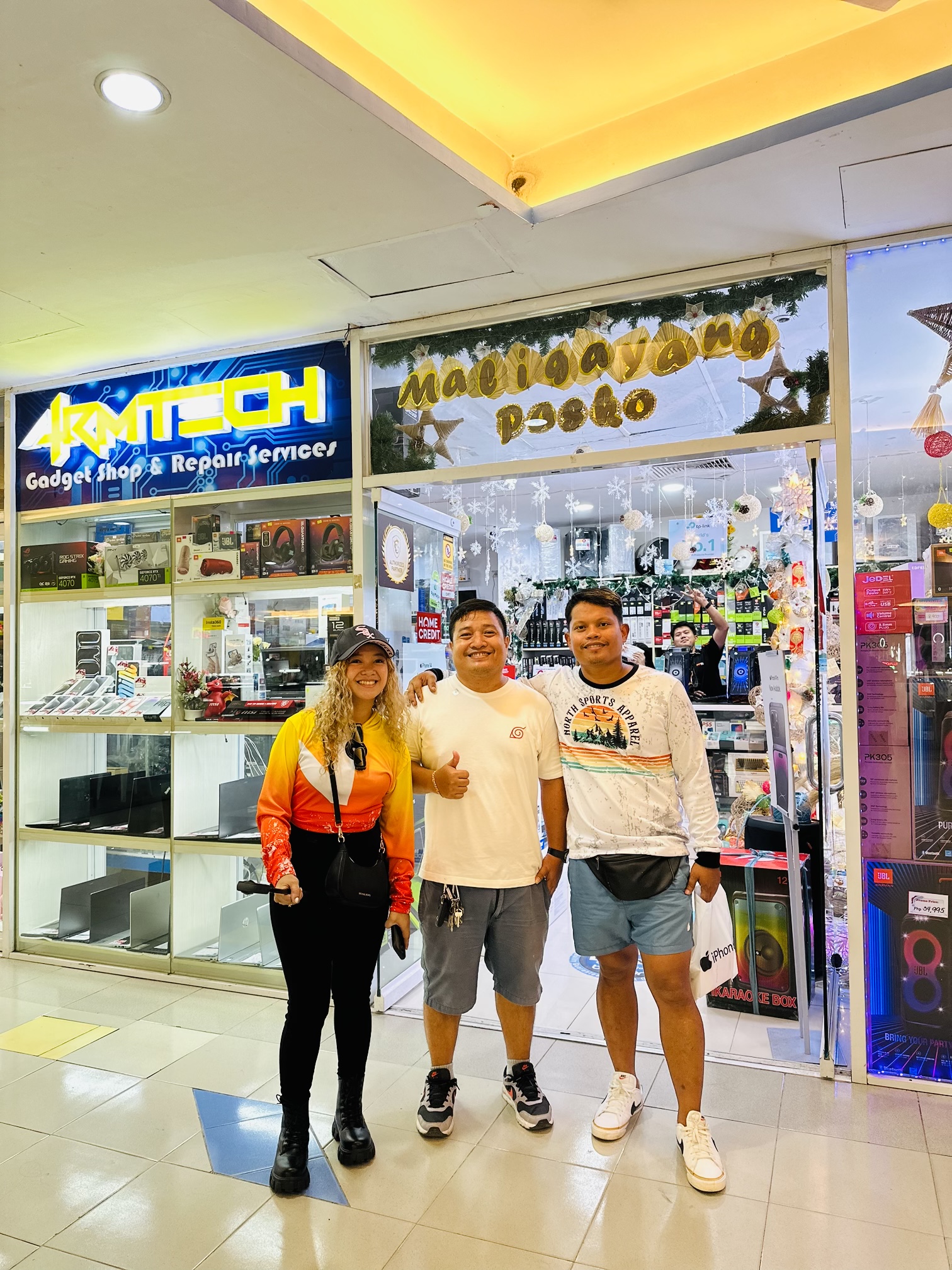 4RMTECH GADGETS SHOP ad preview
