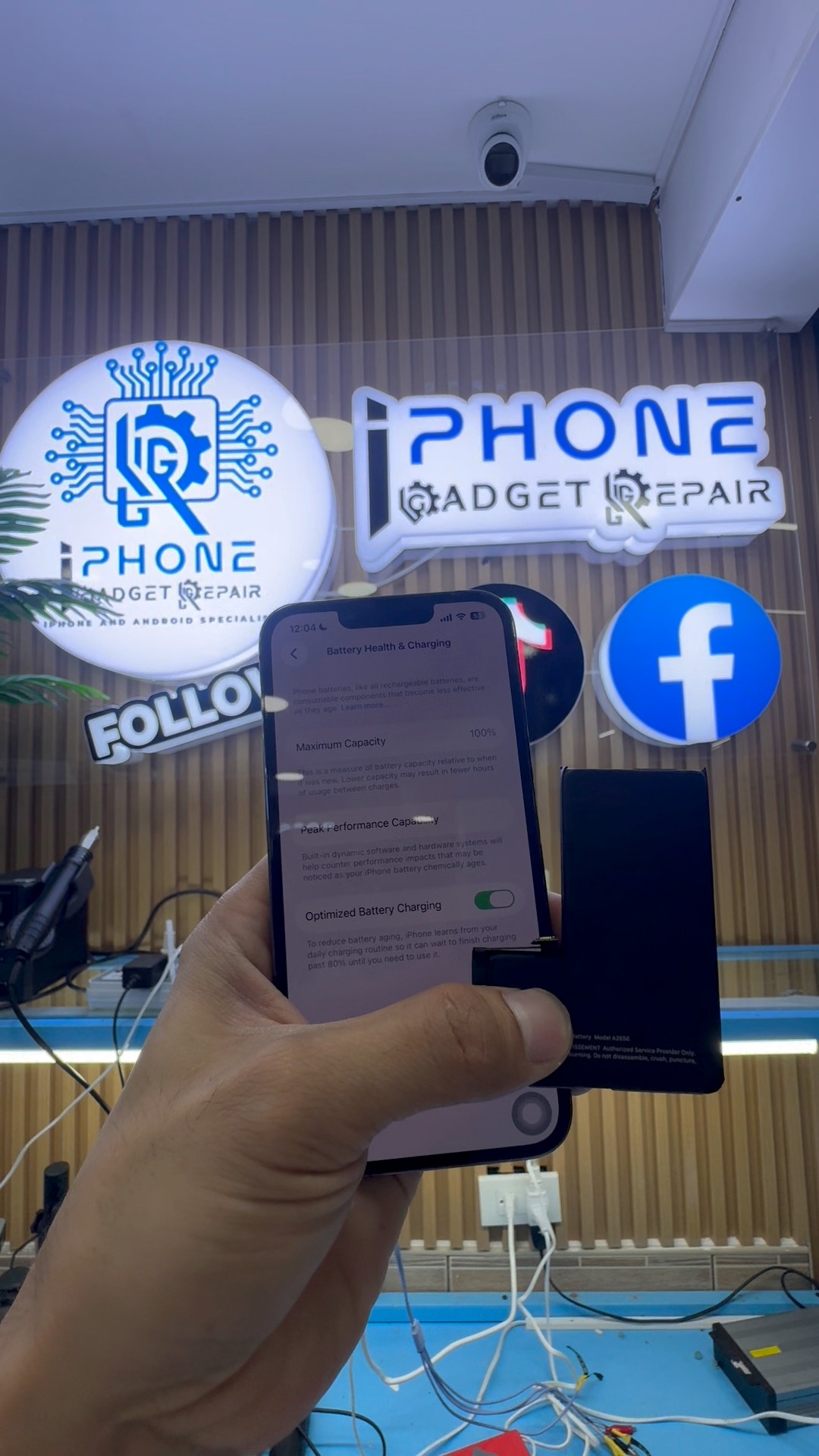 iPhone Gadgets Repair ad preview